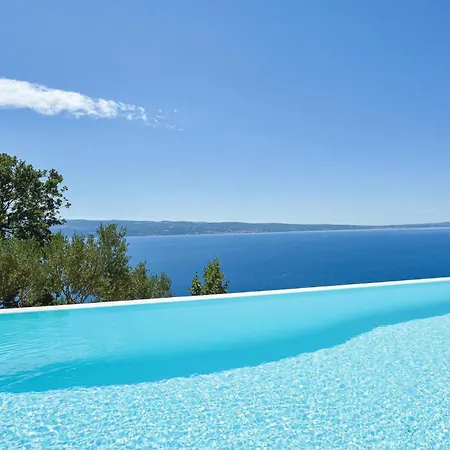 4 Bedroom Beautiful In * Jesenice (Split-Dalmatia)