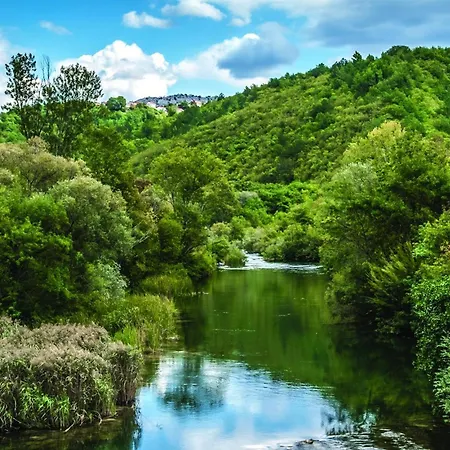 Holiday home 4 Bedroom Beautiful In *